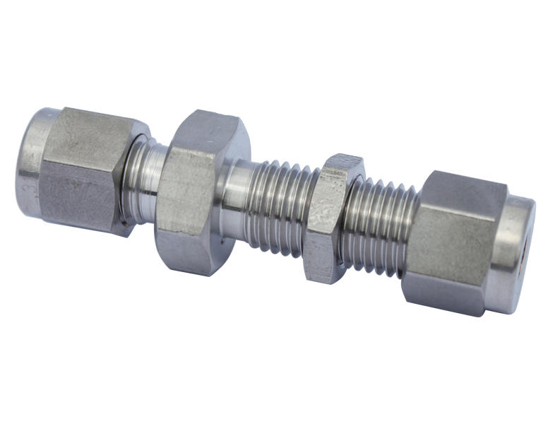 穿板直通活接頭